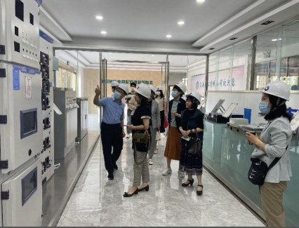 山东农业大学国际交流学院一行到j9九游会网站电工旅行学习